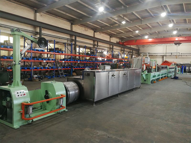 Línia de producció de filferro de soldadura amb nucli-flux-multifuncional